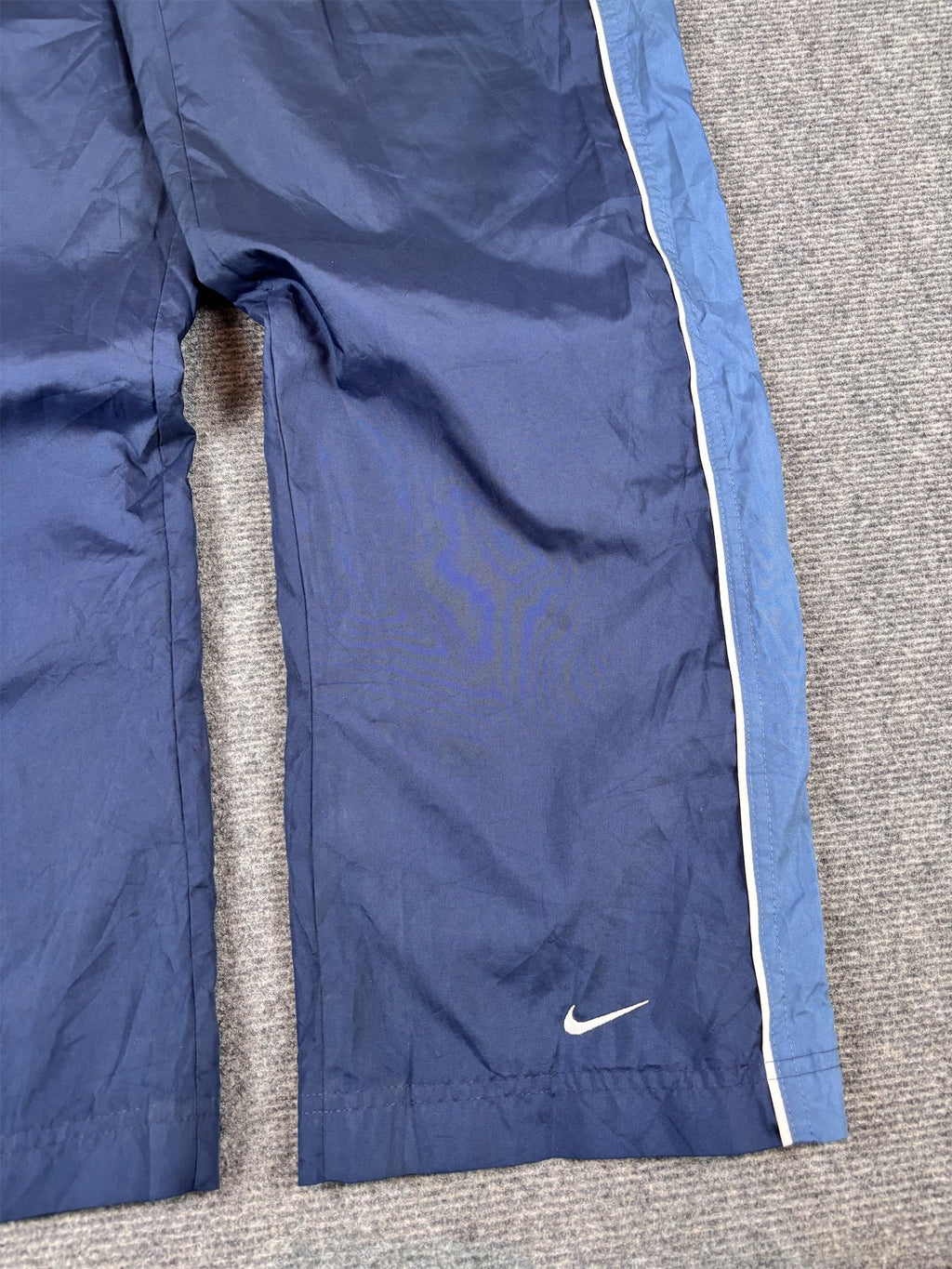 Vintage Y2K Nike Track Pants Women’s S Navy White Piping Blue Panels Wide Leg Ankle Zip