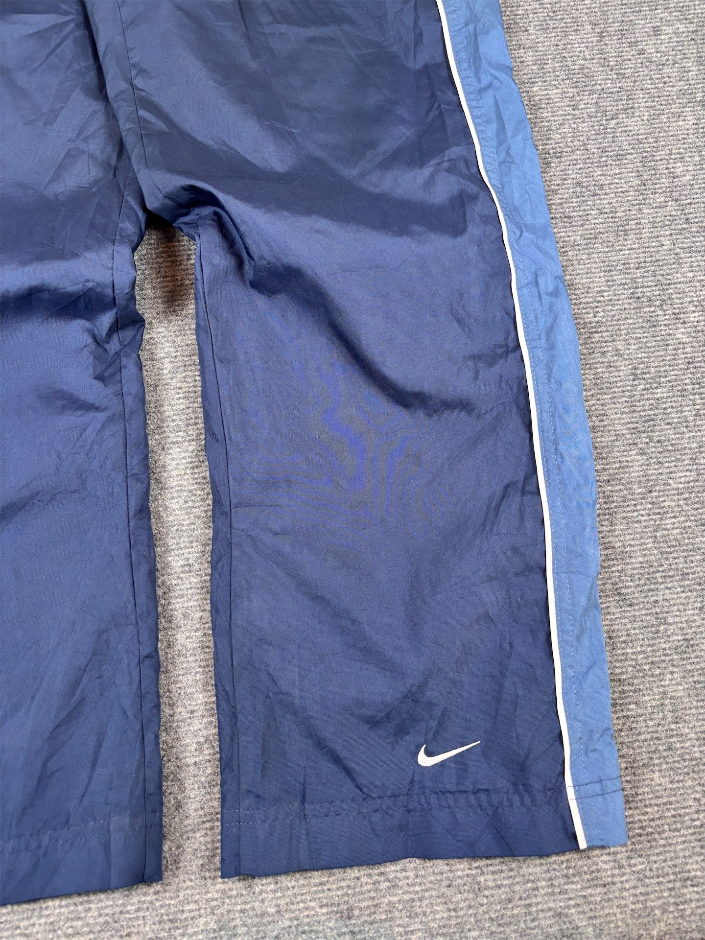 Vintage Y2K Nike Track Pants Women’s S Navy White Piping Blue Panels Wide Leg Ankle Zip