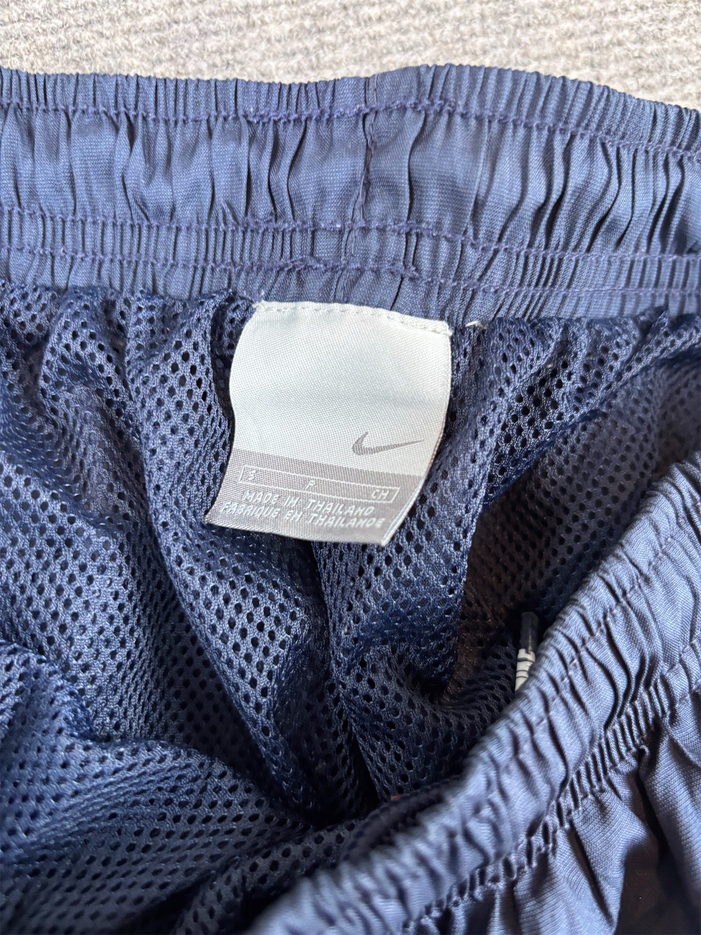 Vintage Y2K Nike Track Pants Women’s S Navy White Piping Blue Panels Wide Leg Ankle Zip