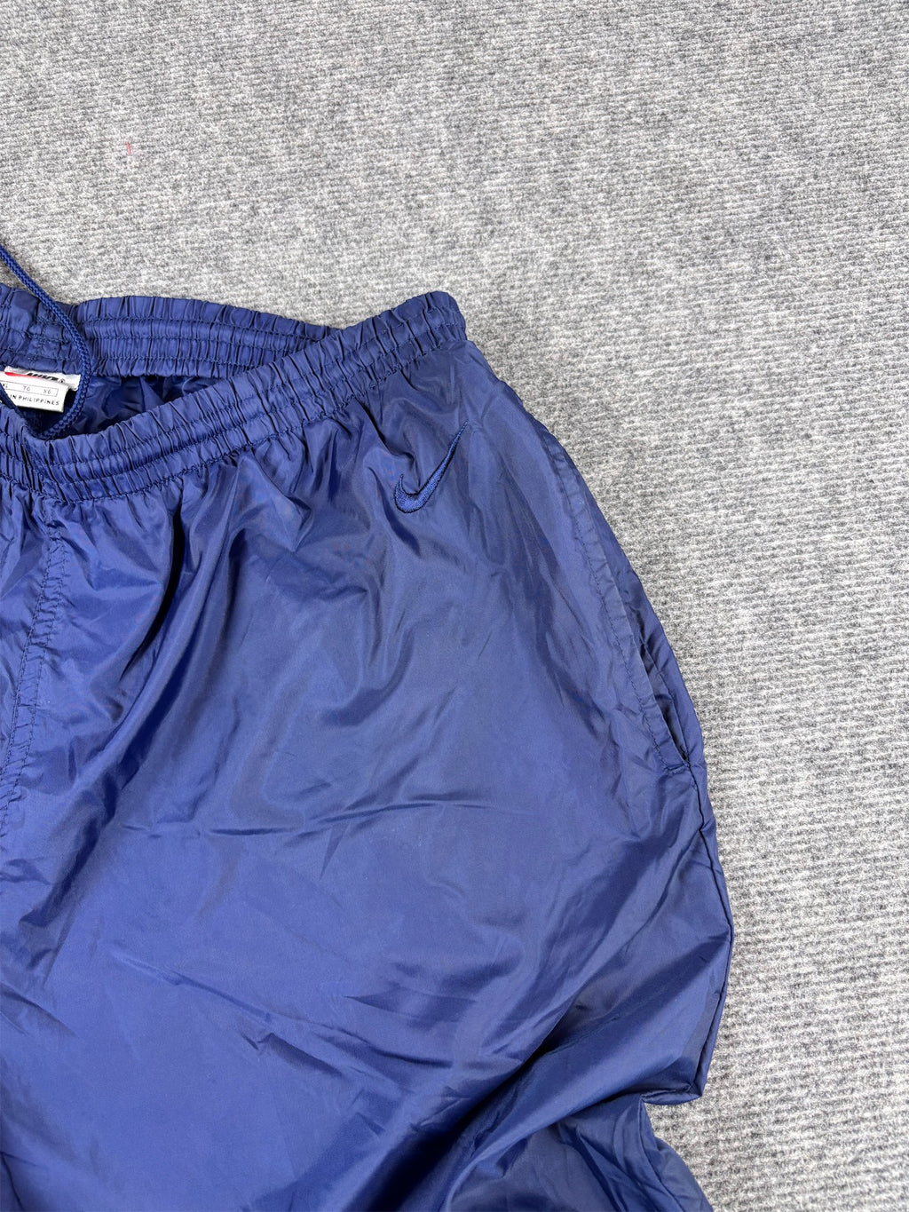 Vintage 90s Nike Track Pants Women’s XL Navy Hip Swoosh Parachute Ankle Zip Wide Leg