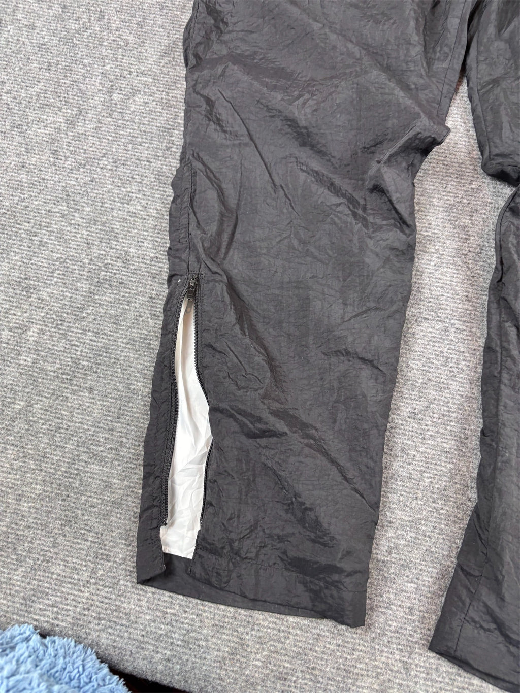 Vintage 90s Nike Track Pants Women’s M Double Black Swoosh Parachute Ankle Zip Tapered Leg