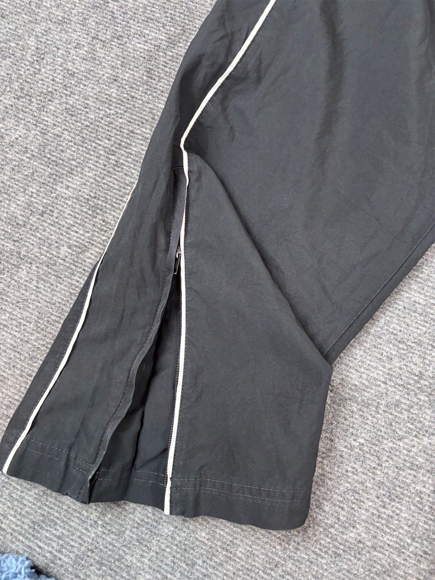 Y2K/10s Nike Track Pants M Black White Swoosh Double Piping Straight to Wide Fit