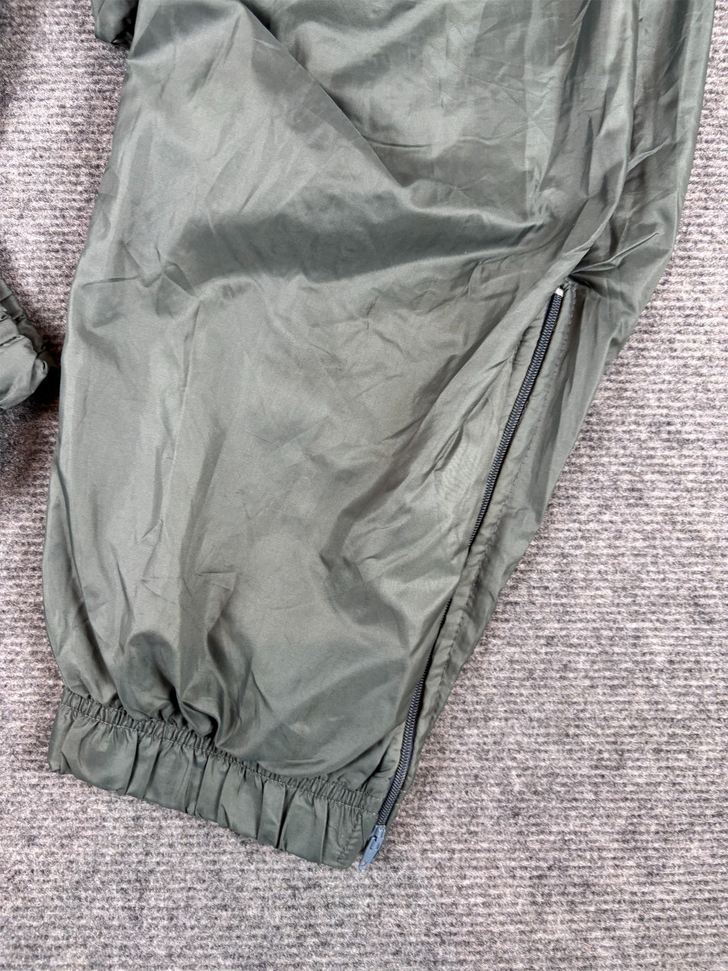 Vintage 80s Nike Track Pants M Grey Pink Logo Parachute Cuffed Ankle Zips