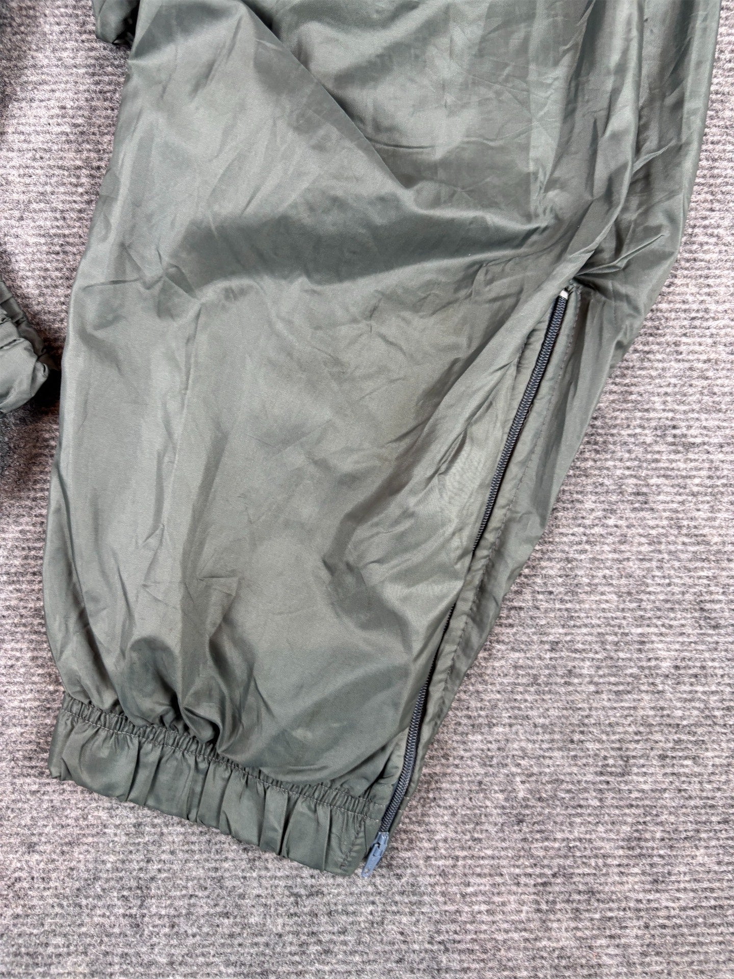 Vintage 80s Nike Track Pants M Grey Pink Logo Parachute Cuffed Ankle Zips