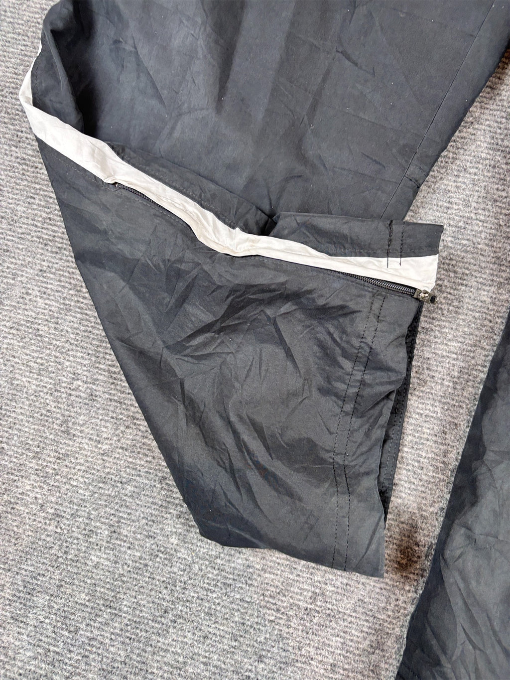 Vintage Y2K Nike Track Pants L Black Poly White Swoosh Panel Ankle Zips Wide Leg