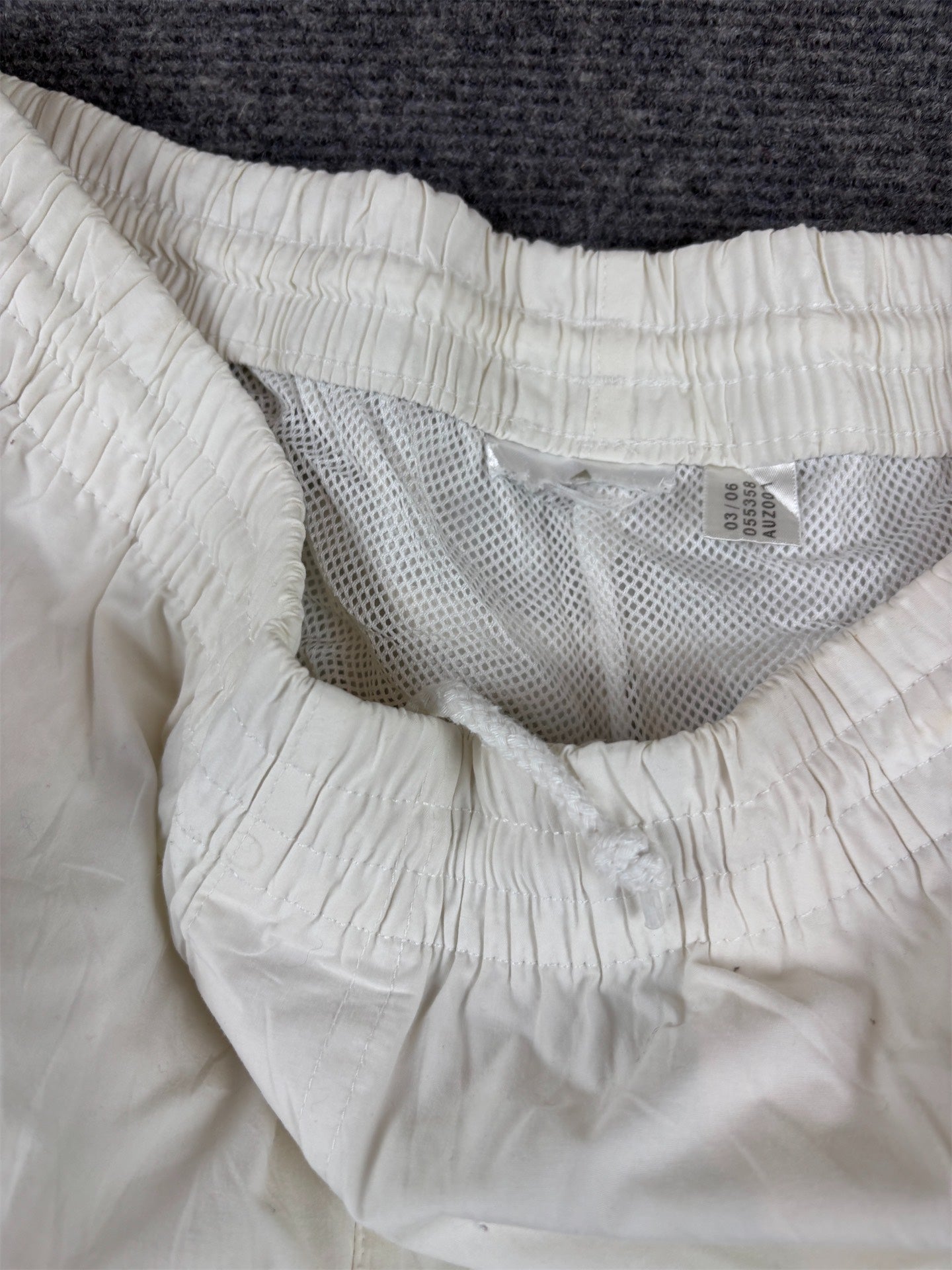 Vintage Y2K Adidas 3/4 Track Pants L White 3 Stripe Spell Out Logo Bungee Tabs