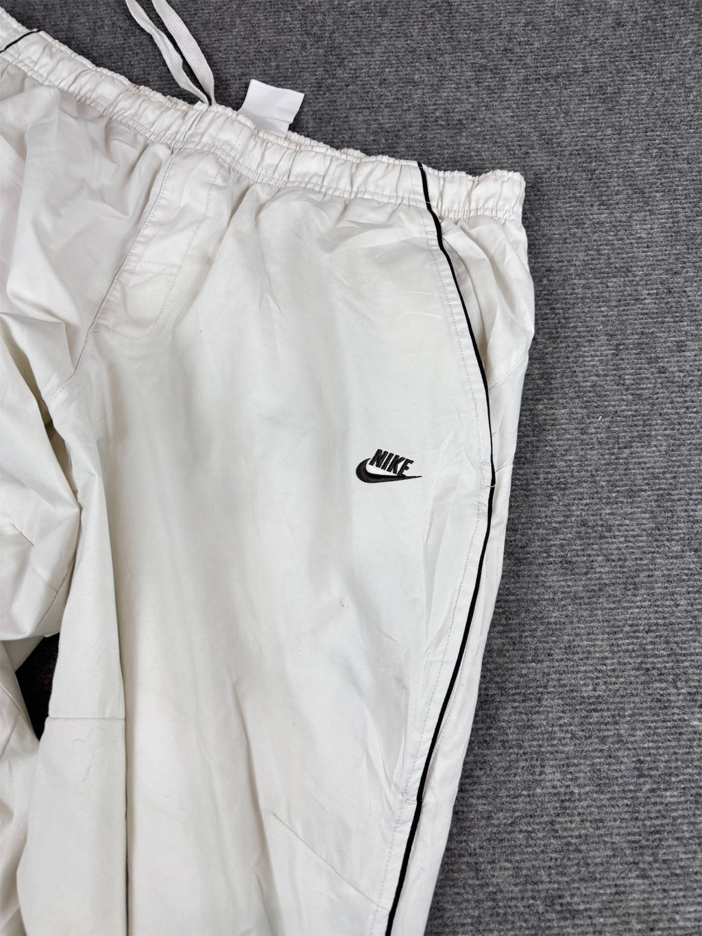 Vintage Y2K Nike 3/4 Track Pants L White Black Piping Bungee Leg Wide Fit
