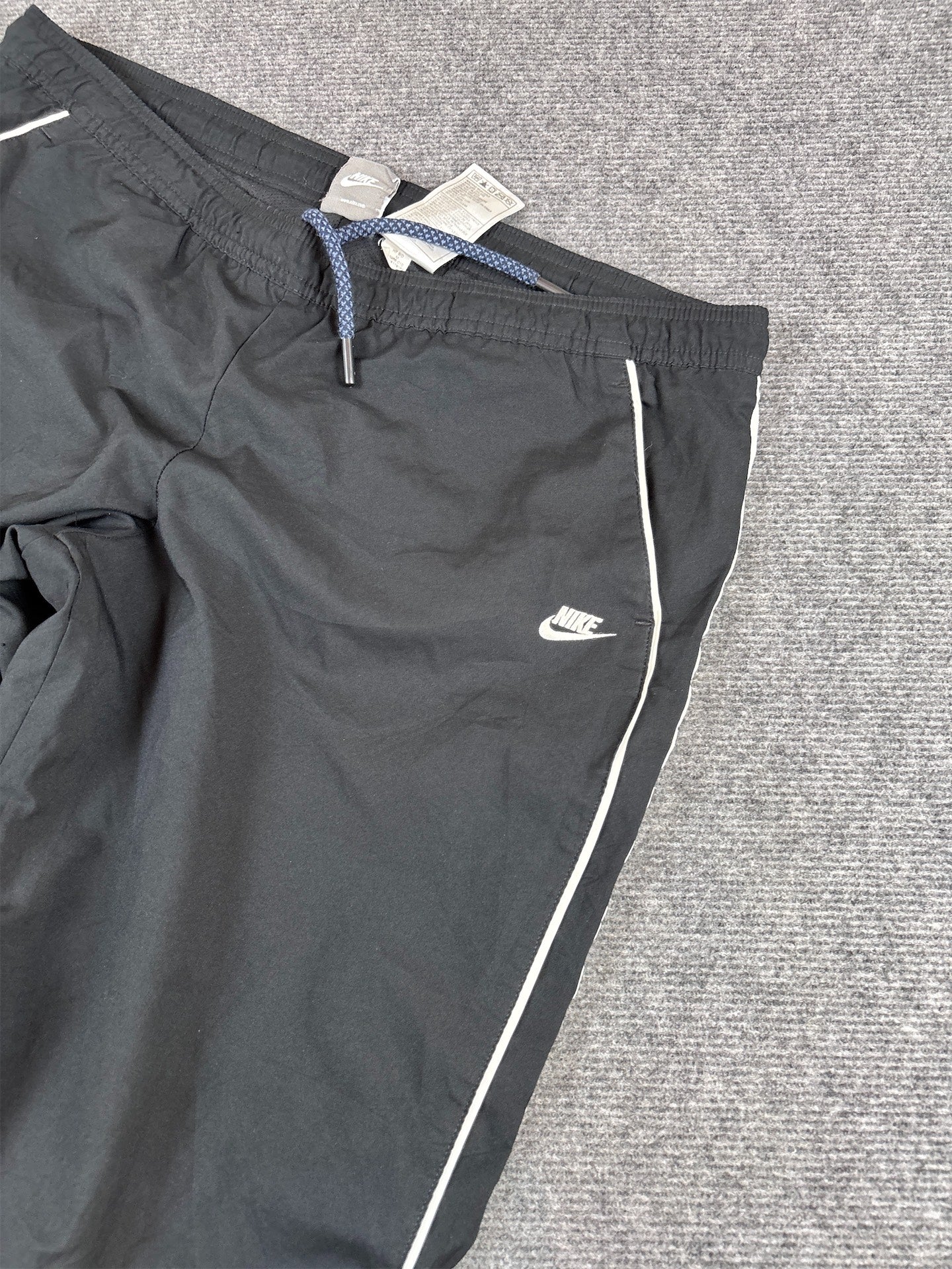 Vintage Y2K Nike Track Pants Women’s M Black White Piping Classic 00s