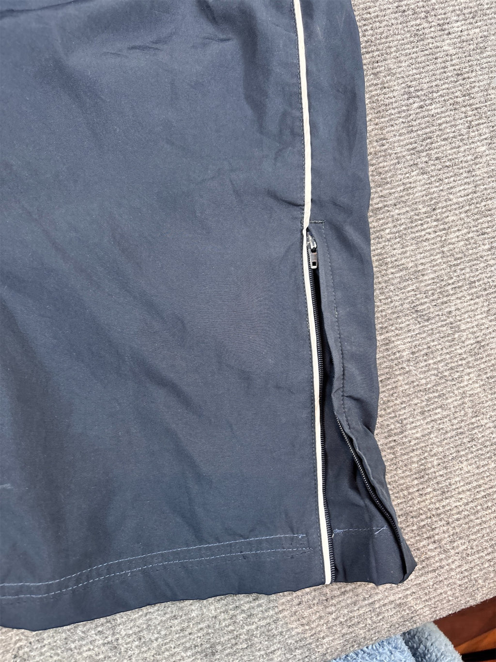 Y2K 10s Nike Track Pants XL Navy White Swoosh Piping Ankle Zip Wide Leg