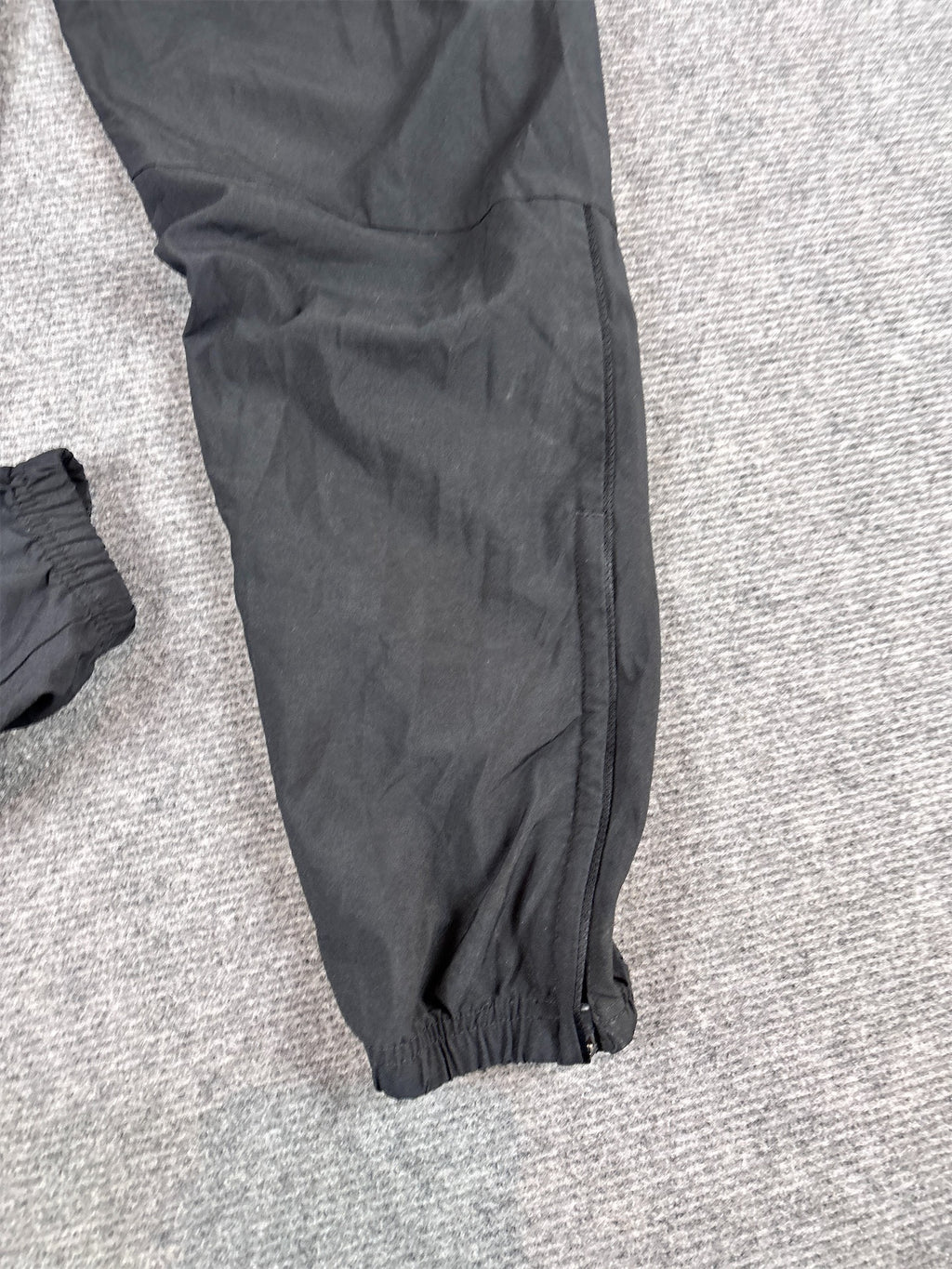 Nike Dri-fit Track Pants L Black Swoosh Tapered Leg Ankle Zip