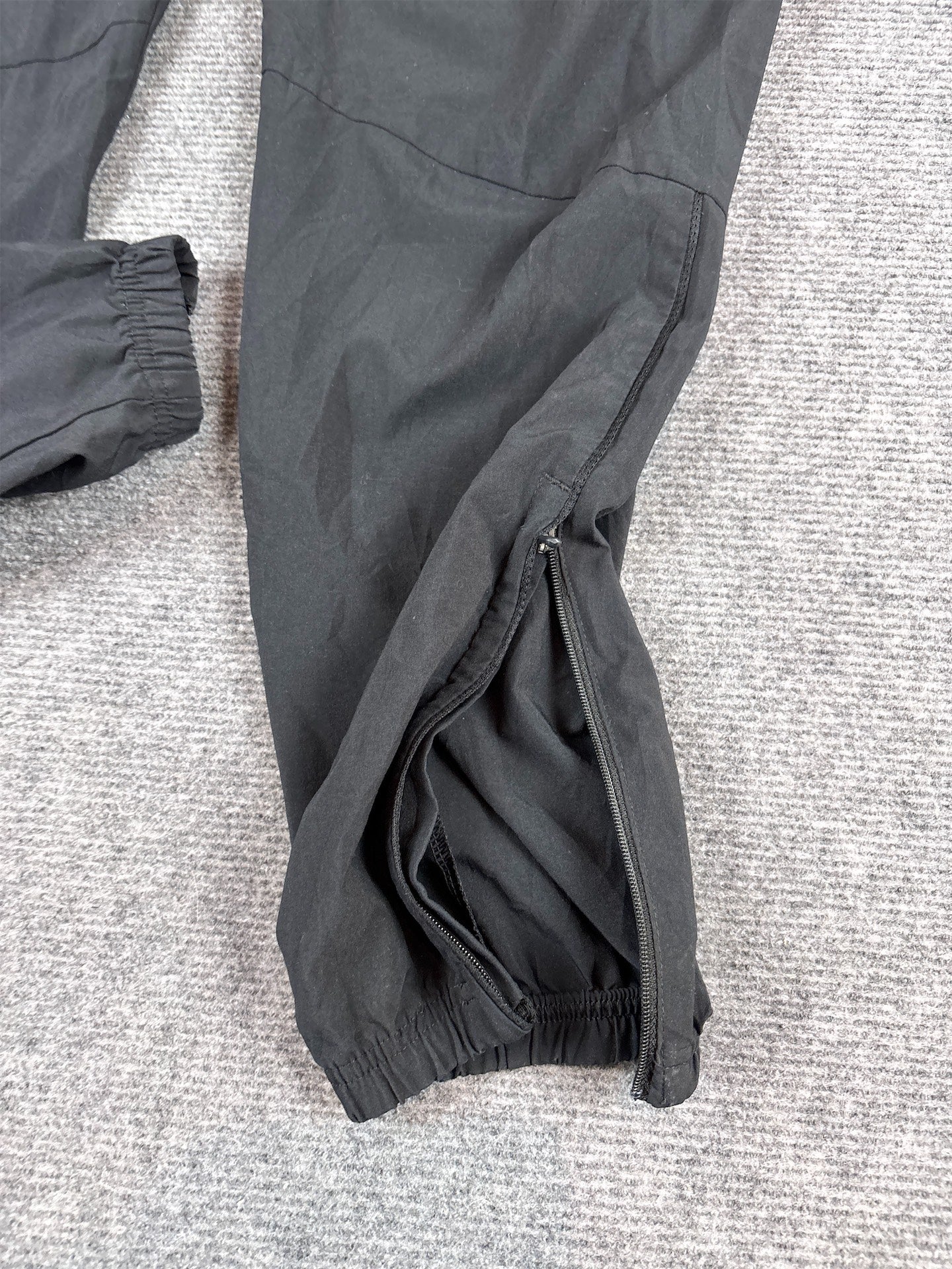 Nike Dri-fit Track Pants L Black Swoosh Tapered Leg Ankle Zip