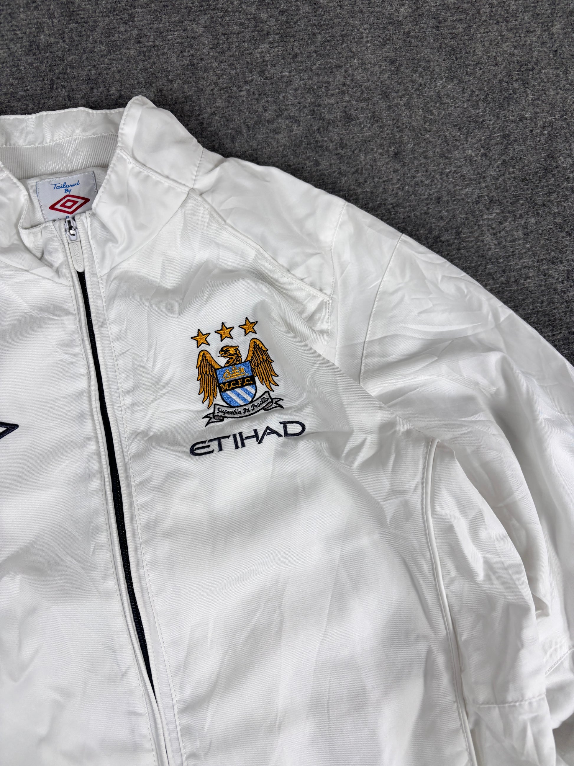 2009 Manchester City Umbro Jacket Size Small Y2K Badge Logos Full Zip
