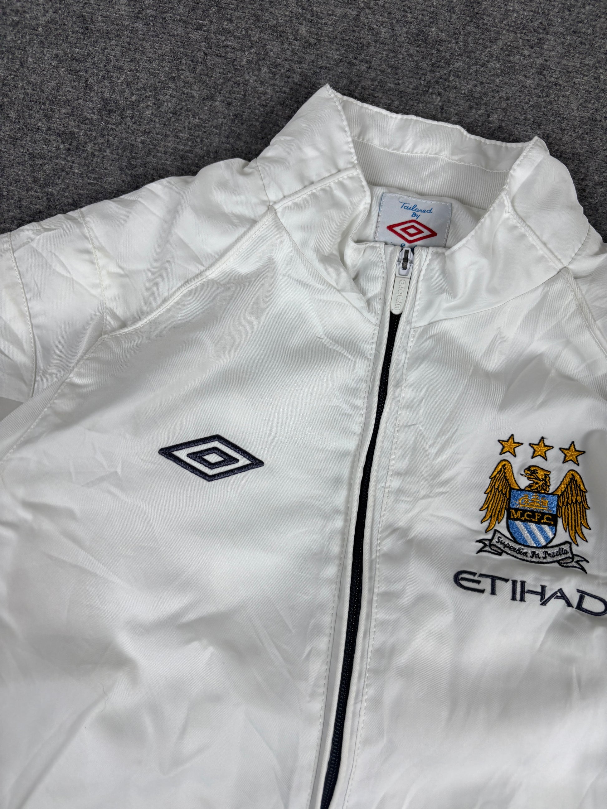 2009 Manchester City Umbro Jacket Size Small Y2K Badge Logos Full Zip