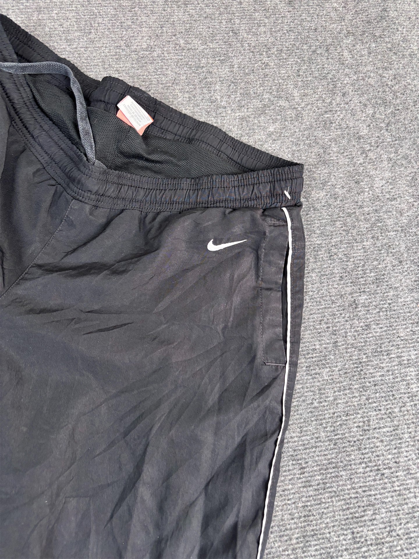 Vintage Y2K Nike Track Pants Women's S Black White Hip Swoosh Piping 7/8 Length Straight Leg