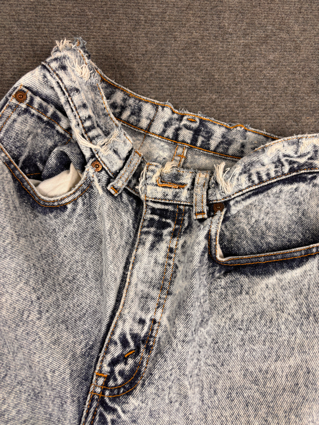 Vintage 90's Levi's Jeans Women's S Blue Acid Wash 255 Distressed Tears Tapered