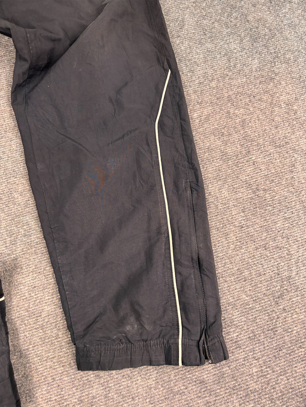 Vintage Men's Y2K Nike Track Pants Size L Black White Piping Ankle Zip w Swoosh Straight Leg