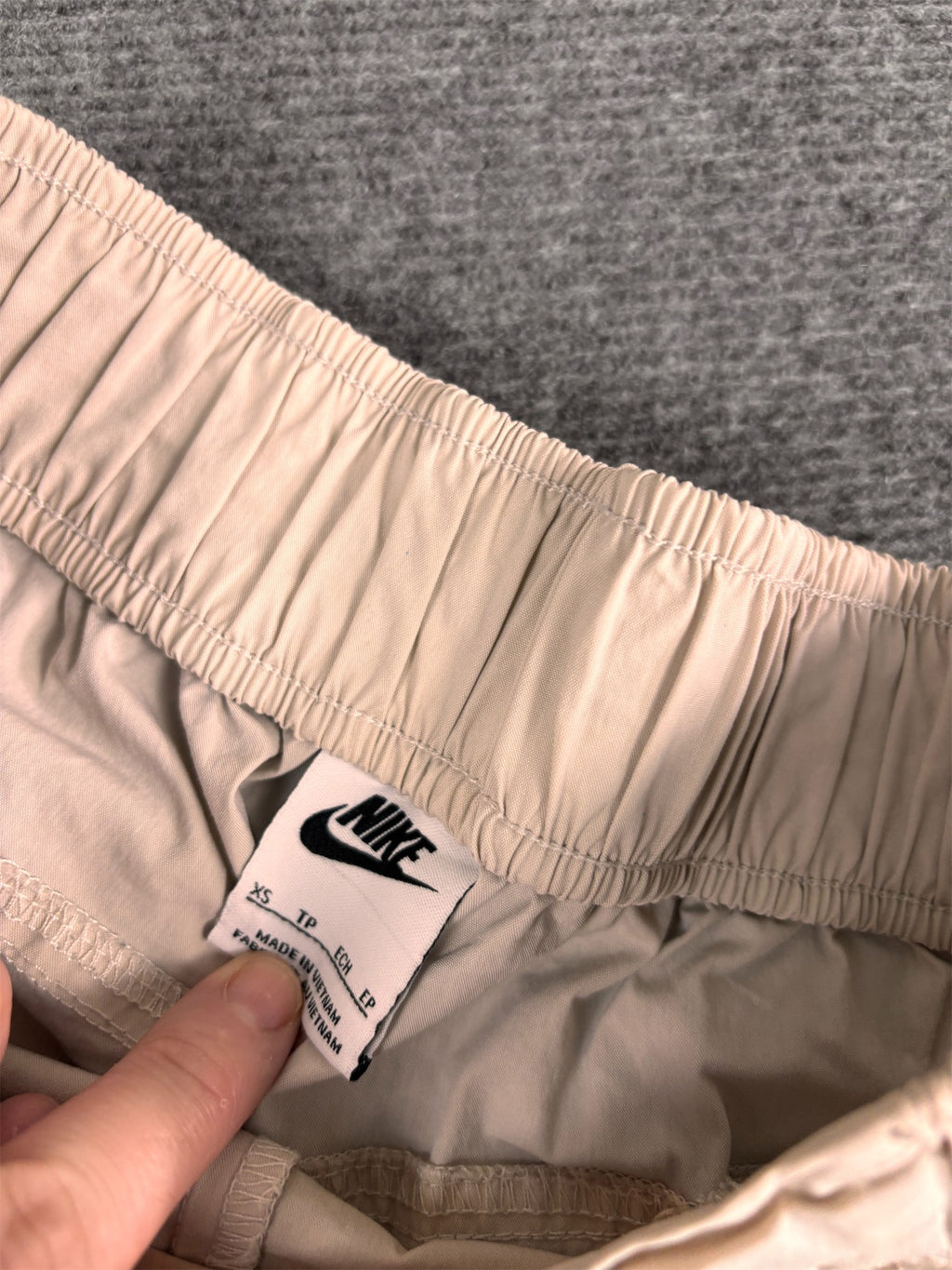 Women's Classic Nike Track Pants Size XS Beige Double Knee White Swoosh Flared Wide Leg