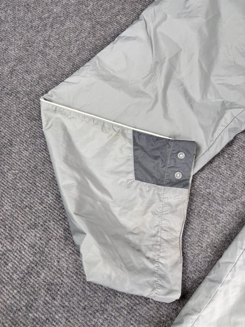 Vintage Y2K Nike Track Pants Men's S Grey White Piping Grey Panel Red Badge Logo Wide Leg