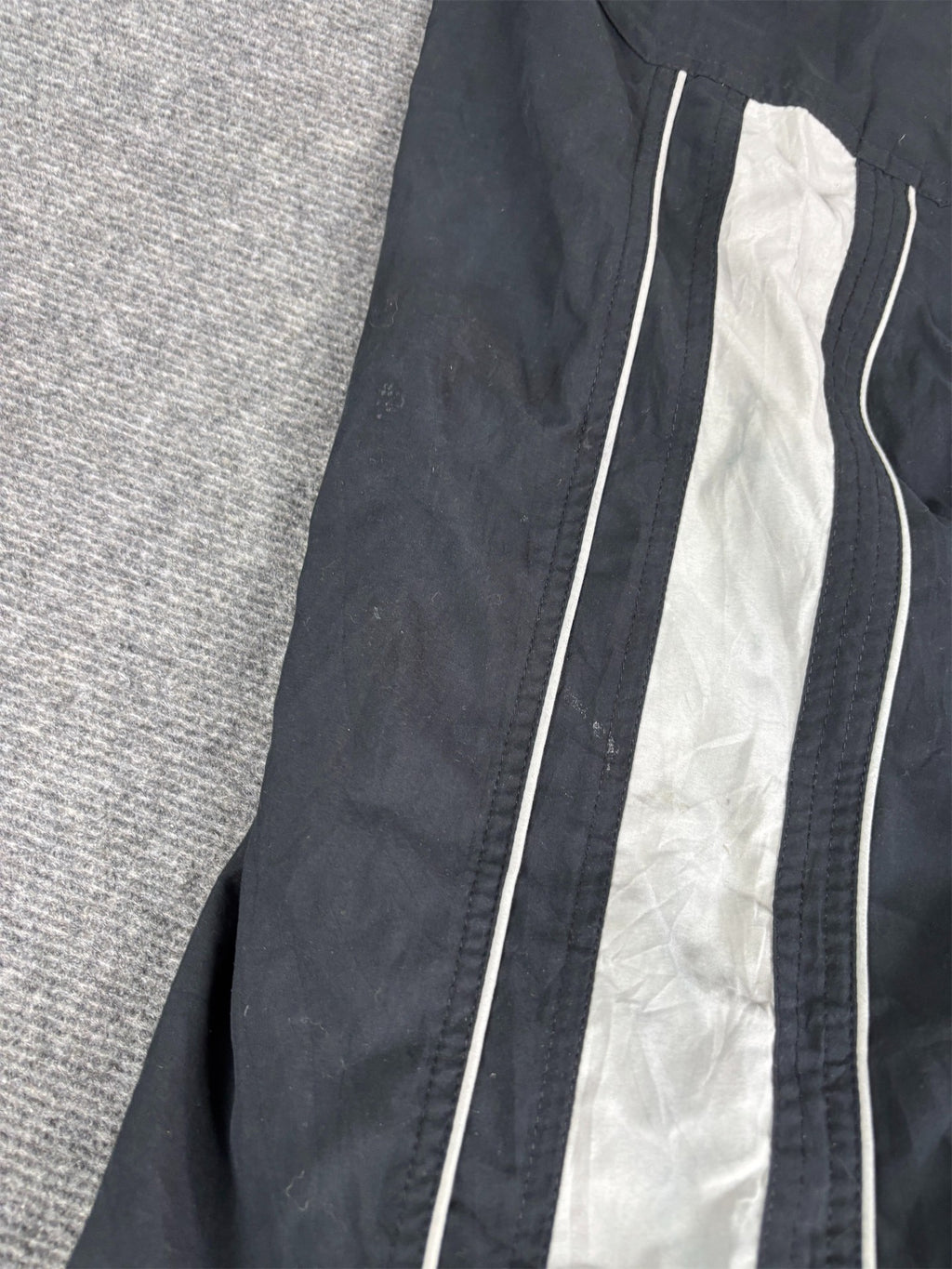 Vintage Y2K Nike Cargo Track Pants Men's M Black Grey Panels White Piping Ankle Swoosh Baggy