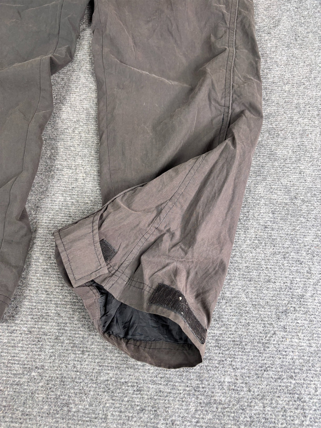 Vintage Y2K Nike Track Pants Men's M Dark Grey Mini White Swoosh Side Stitching Detail Velchro Ankle Straight Leg