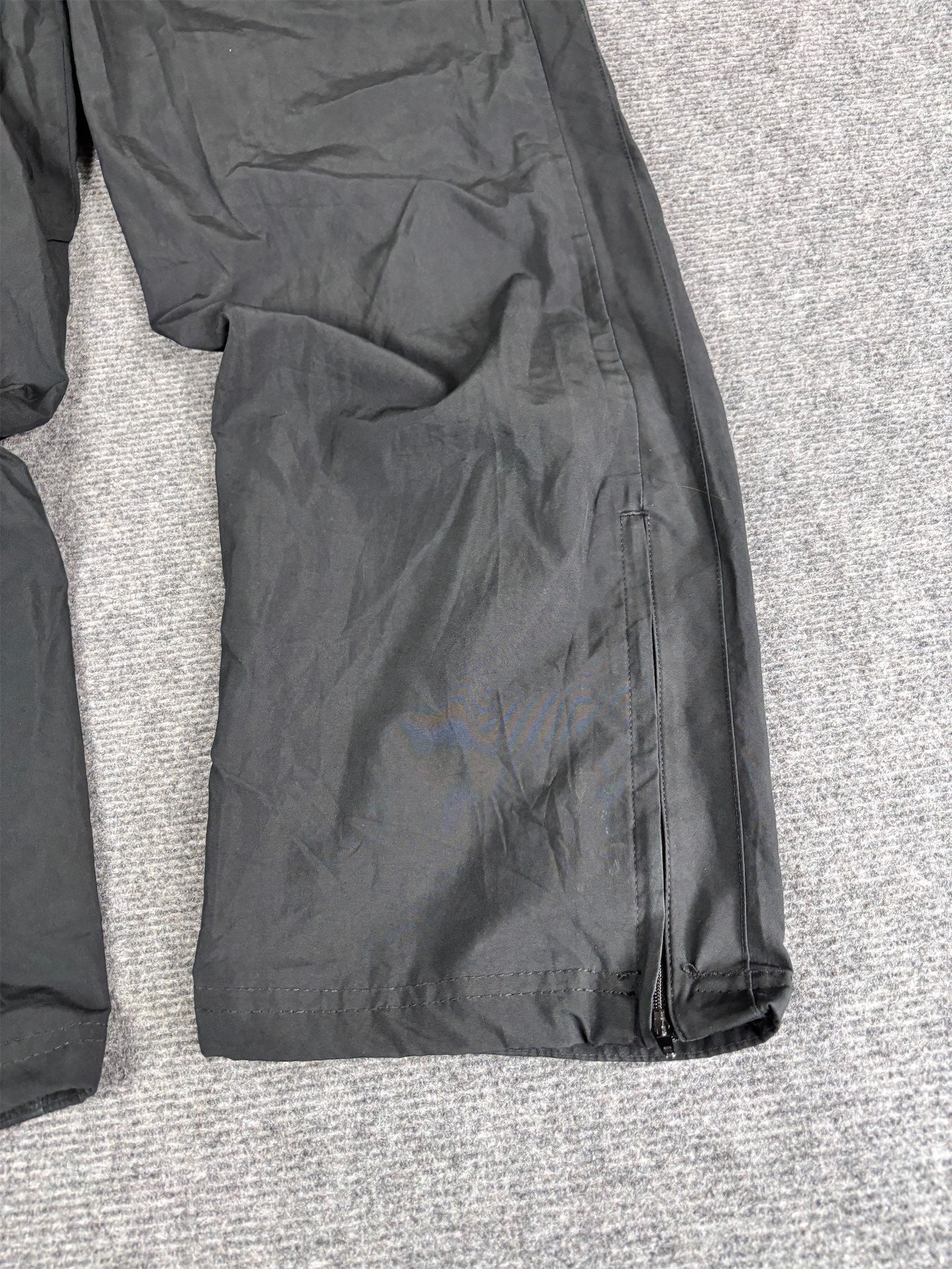Men's Classic Nike Track Pants Size M Black White Panels Swoosh Ankle Zips Wide Leg