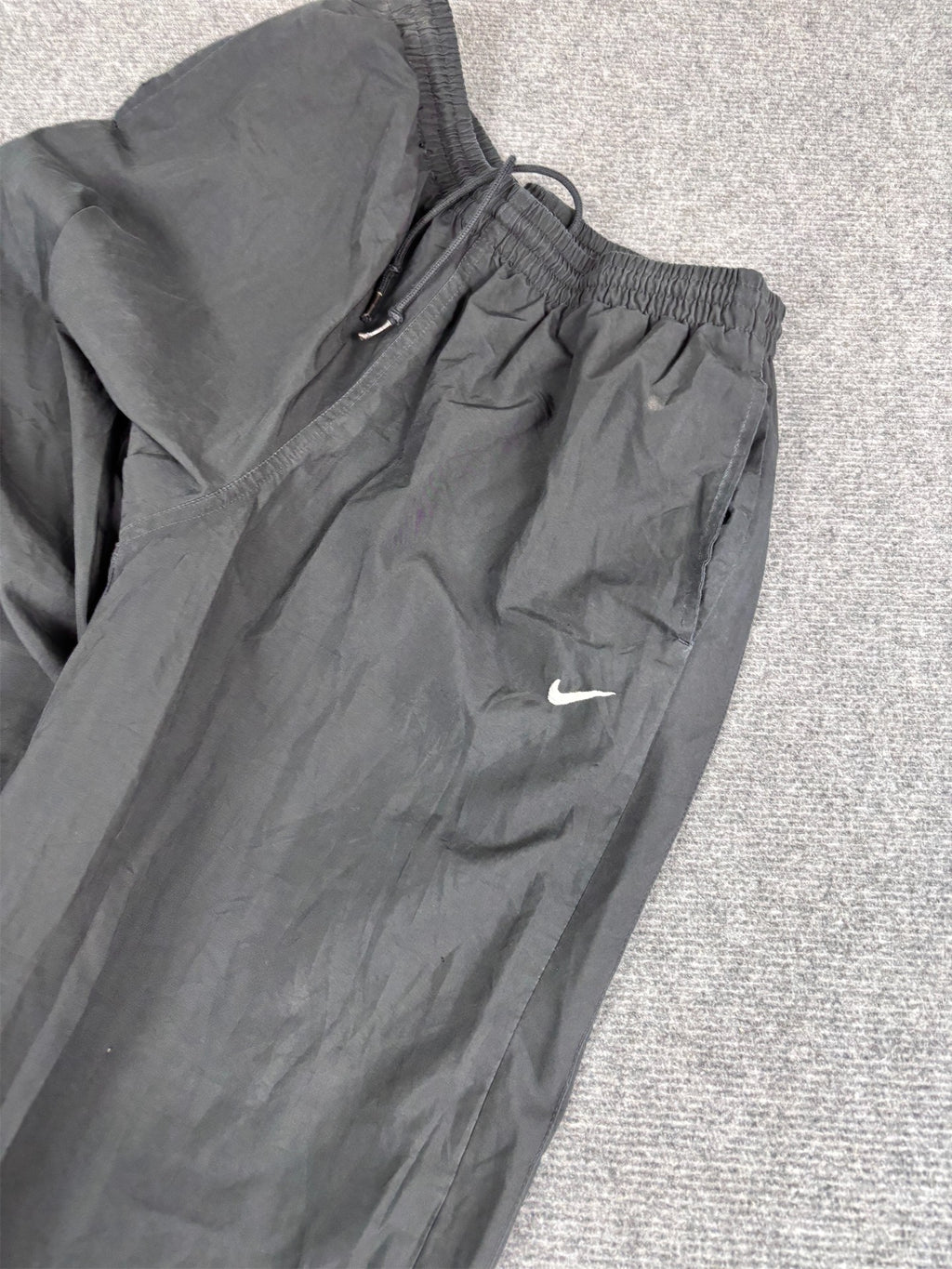 Men's Classic Nike Track Pants Size M Black White Panels Swoosh Ankle Zips Wide Leg