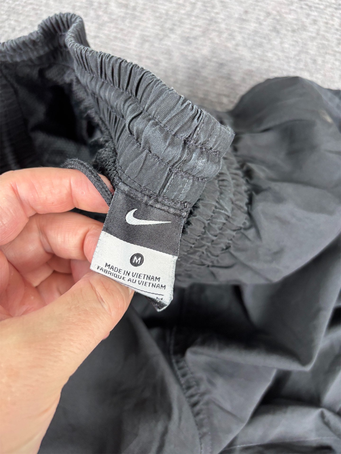 Men's Classic Nike Track Pants Size M Black White Panels Swoosh Ankle Zips Wide Leg
