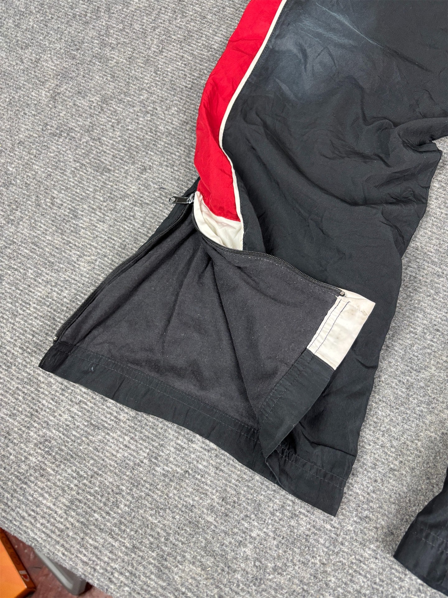 Vintage 2010s Classic Nike Track Pants Women's S Black White Swoosh Red Panels Ankle Zips Straight Leg