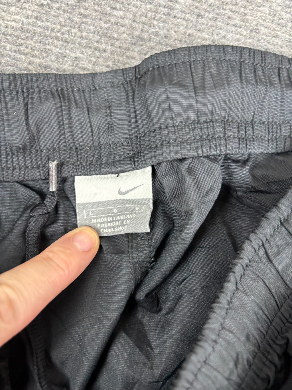 Vintage Y2K Nike Track Pants Men's L Black Grey Piping Red Panel Spell Out Swoosh Ankle Zips Wide Leg