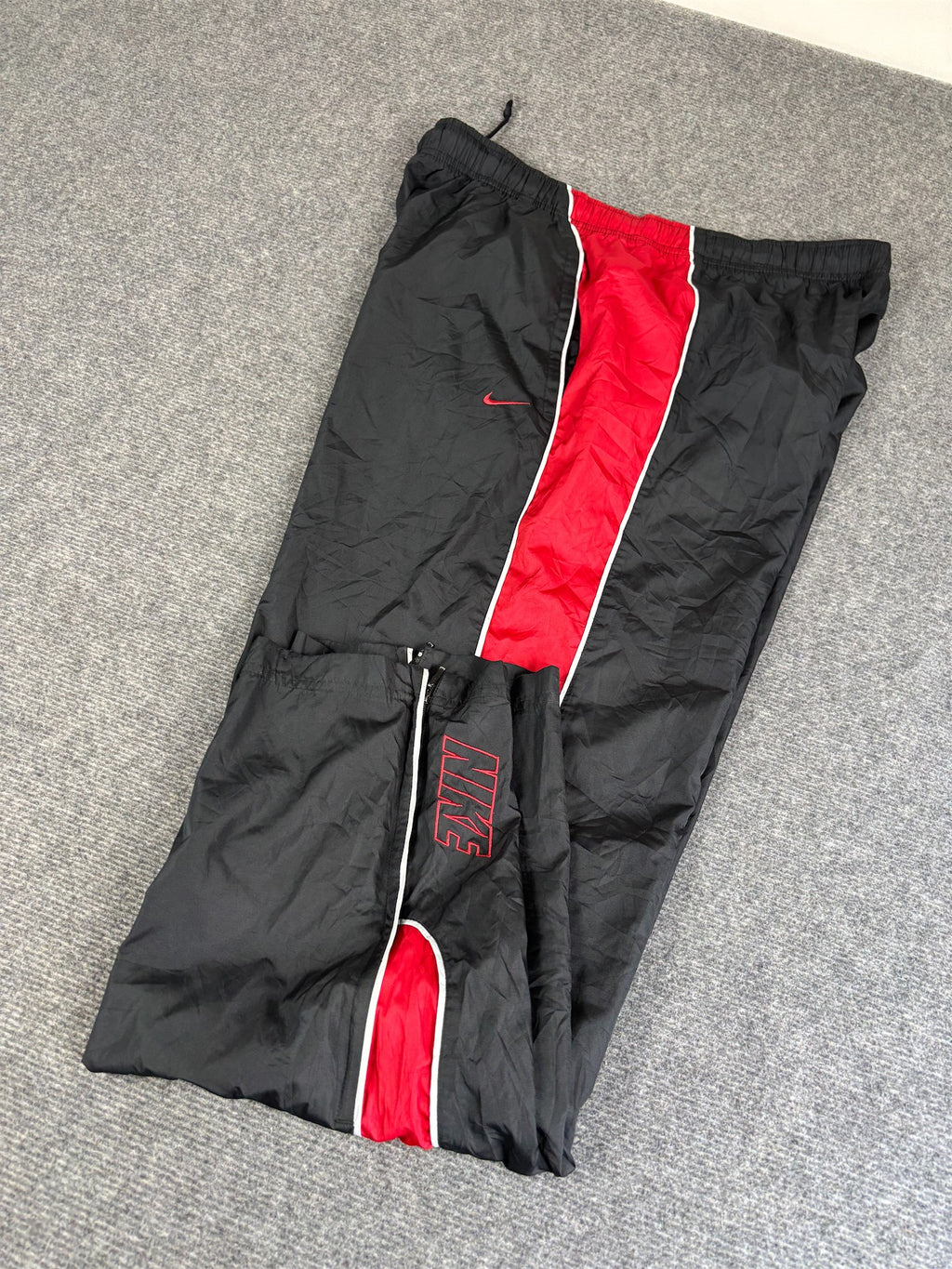 Vintage Y2K Nike Track Pants Men's L Black Grey Piping Red Panel Spell Out Swoosh Ankle Zips Wide Leg