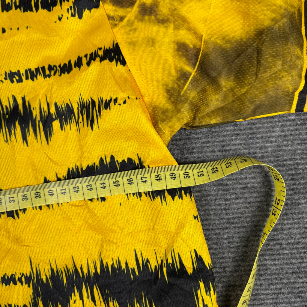 Hanshin Tigers Japanese Baseball Jersey Men's Medium Yellow Cat Face Graphic