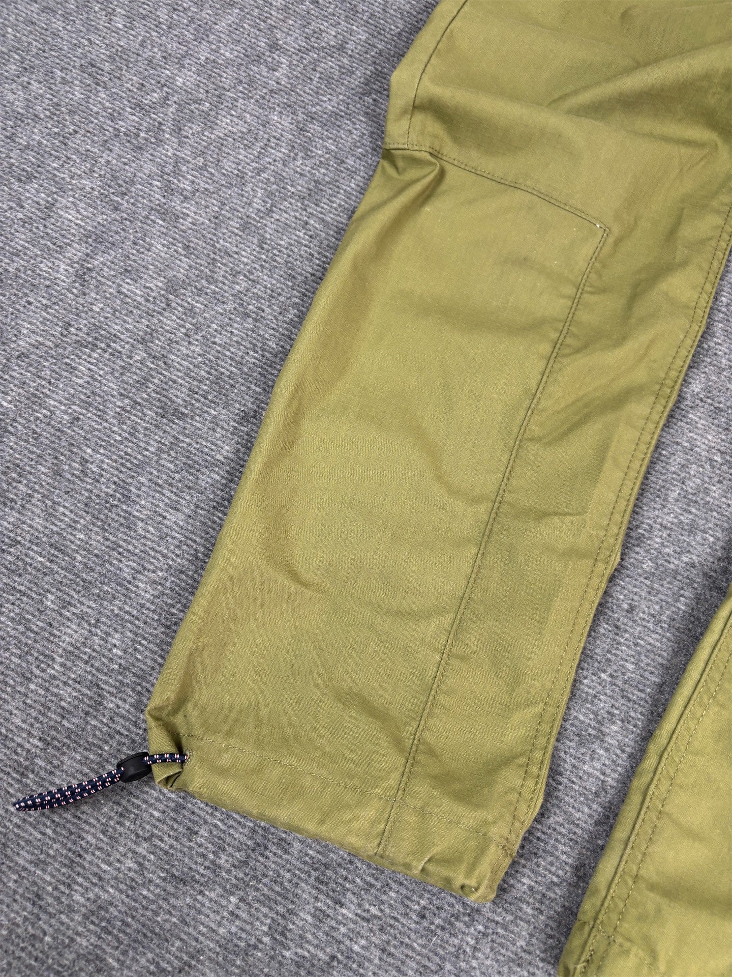 Tommy Jeans Cargo Pants Men's L Army Green Ethan Belt Bungee Ankles Straight Leg