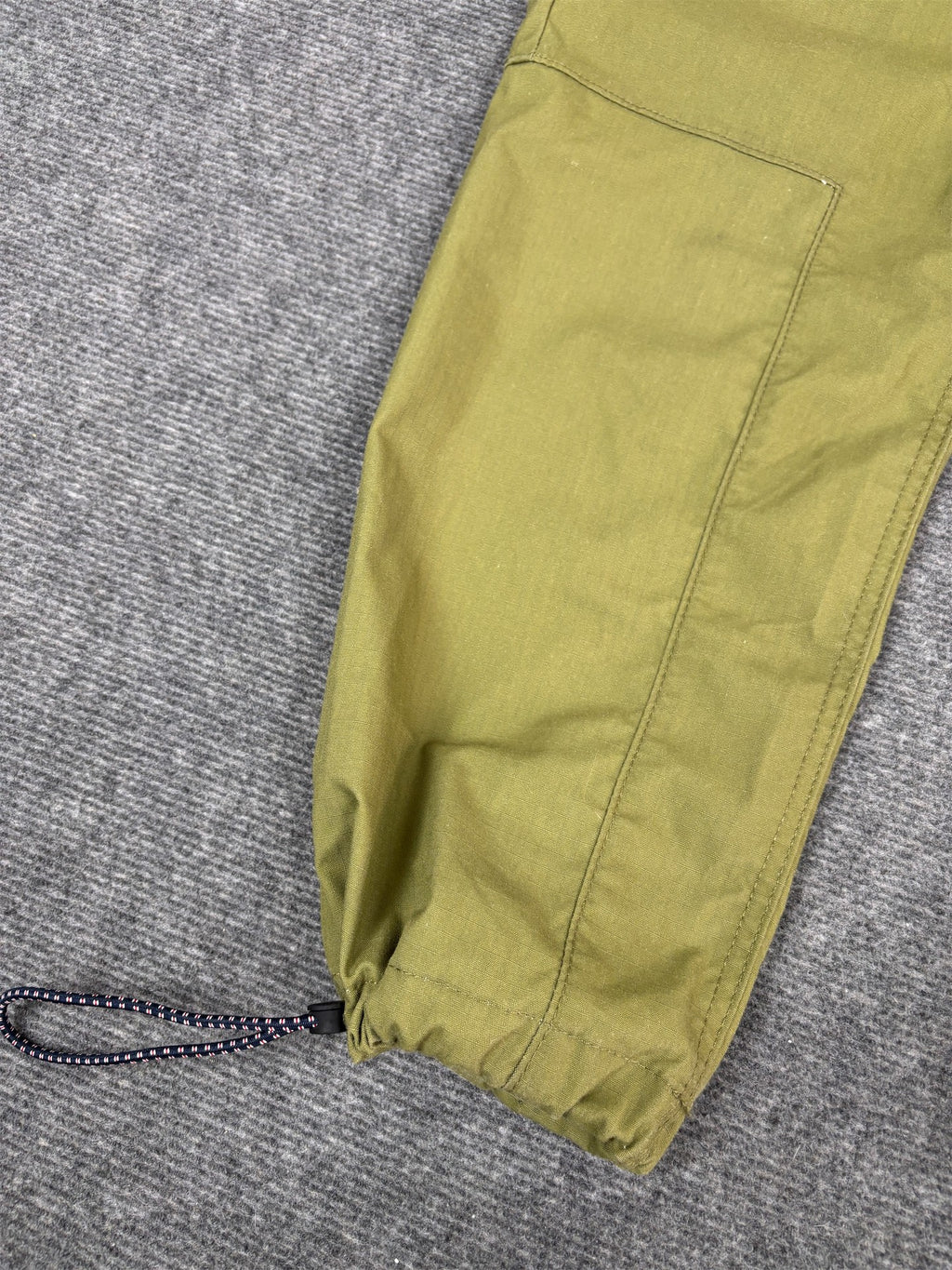 Tommy Jeans Cargo Pants Men's L Army Green Ethan Belt Bungee Ankles Straight Leg