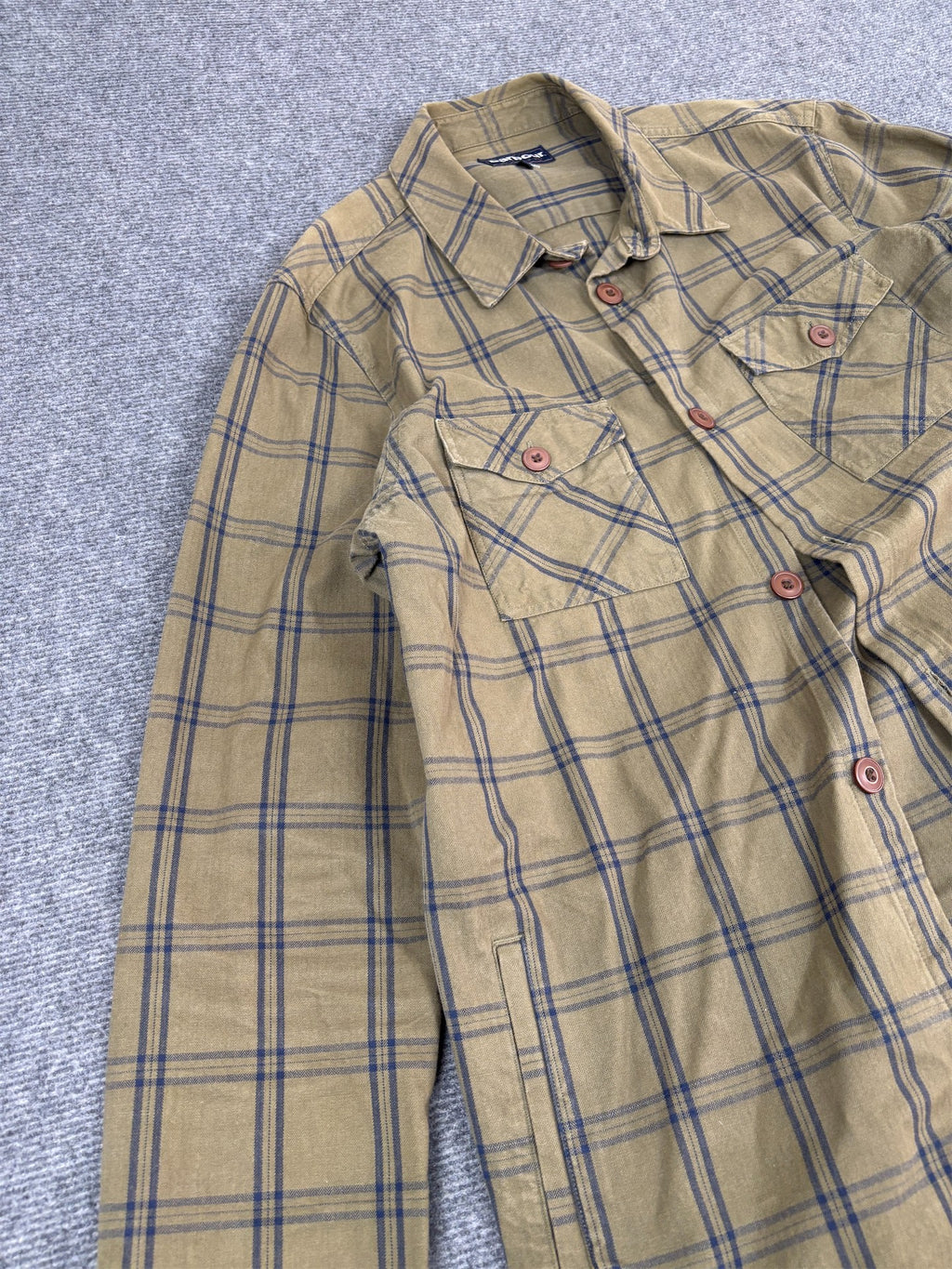 Men's Barbour Jacket Size L Green Check Pattern Lightweight  Button Down