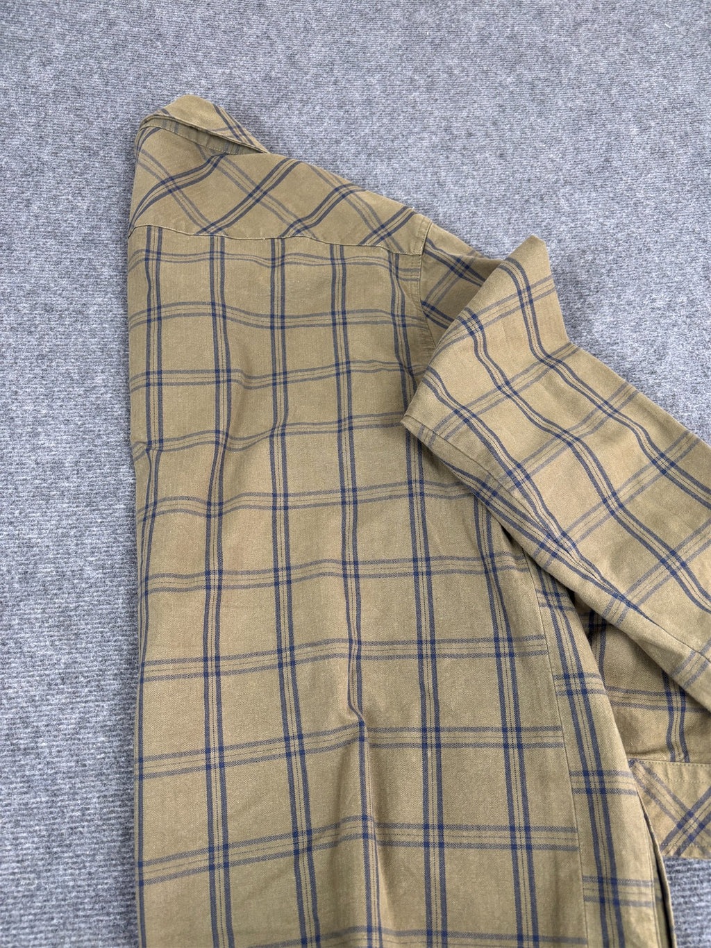 Men's Barbour Jacket Size L Green Check Pattern Lightweight  Button Down