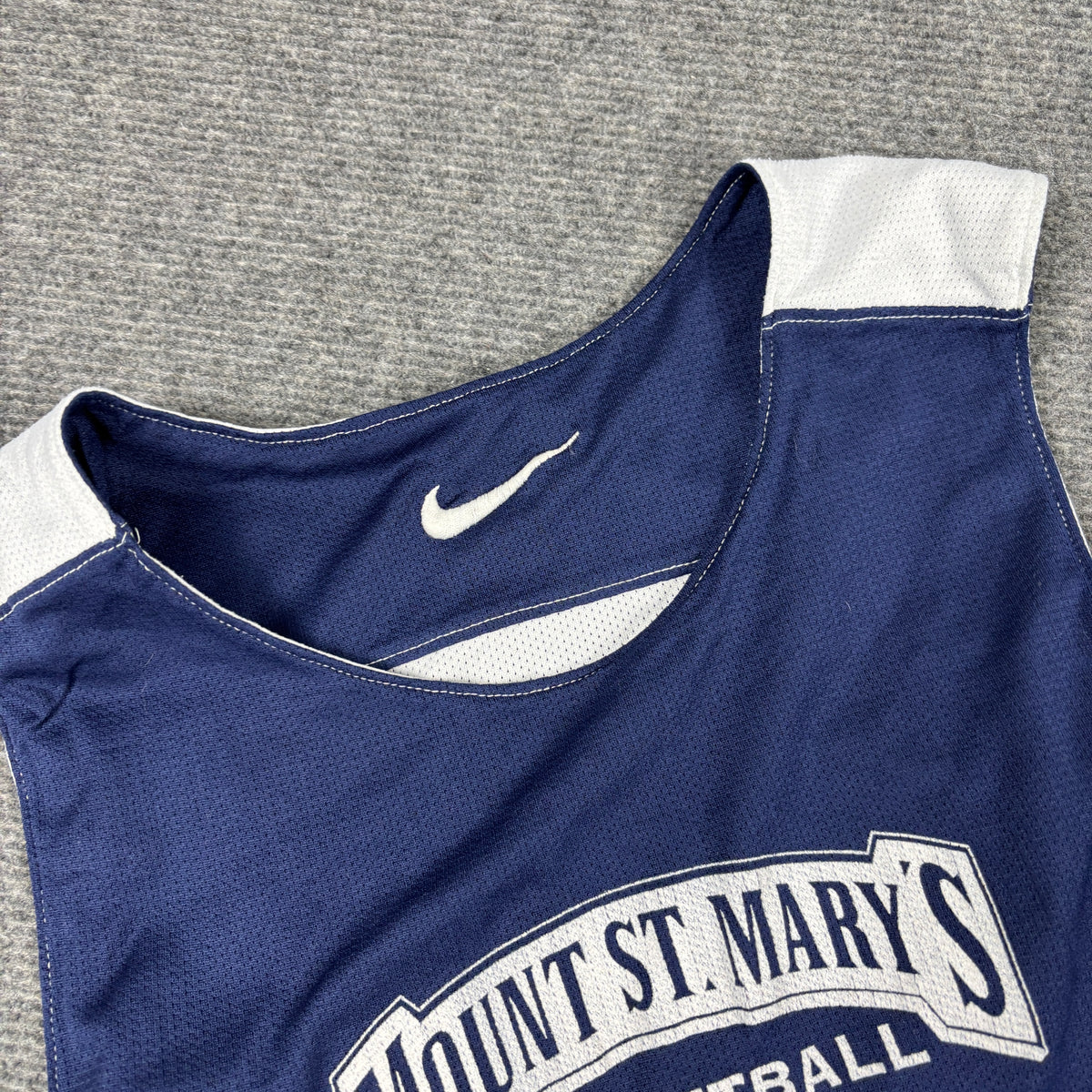 Vintage Nike Reversible Basketball Jersey Men's Medium Blue White Mount St. Mary's Sportswear