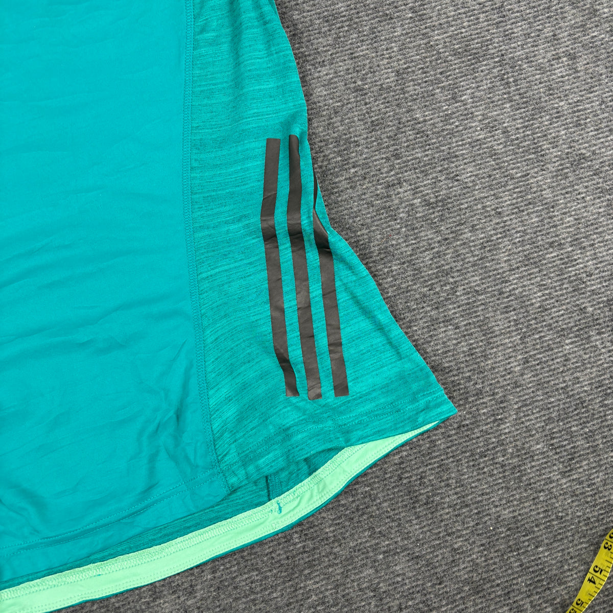 y2k Adidas Supanova Running Top Women's Small Green Activewear T-shirt