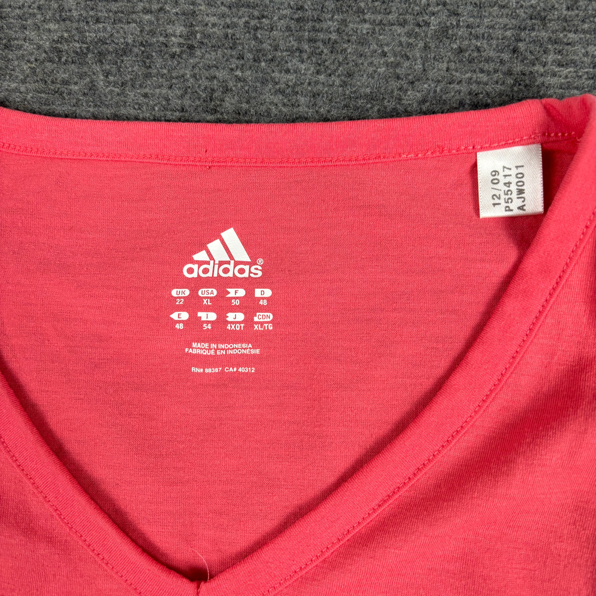 y2k Adidas V-neck Tank Top Women's Small Red Pink 3 Stripe Activewear T-shirt