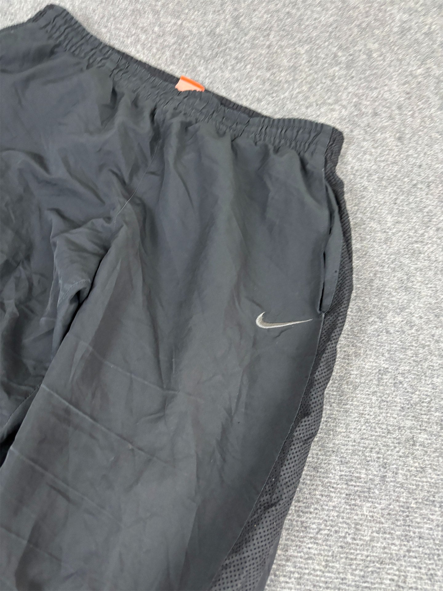 Vintage Y2K Nike Track Pants Men's M Black Grey Swoosh Mesh Panels Joggers