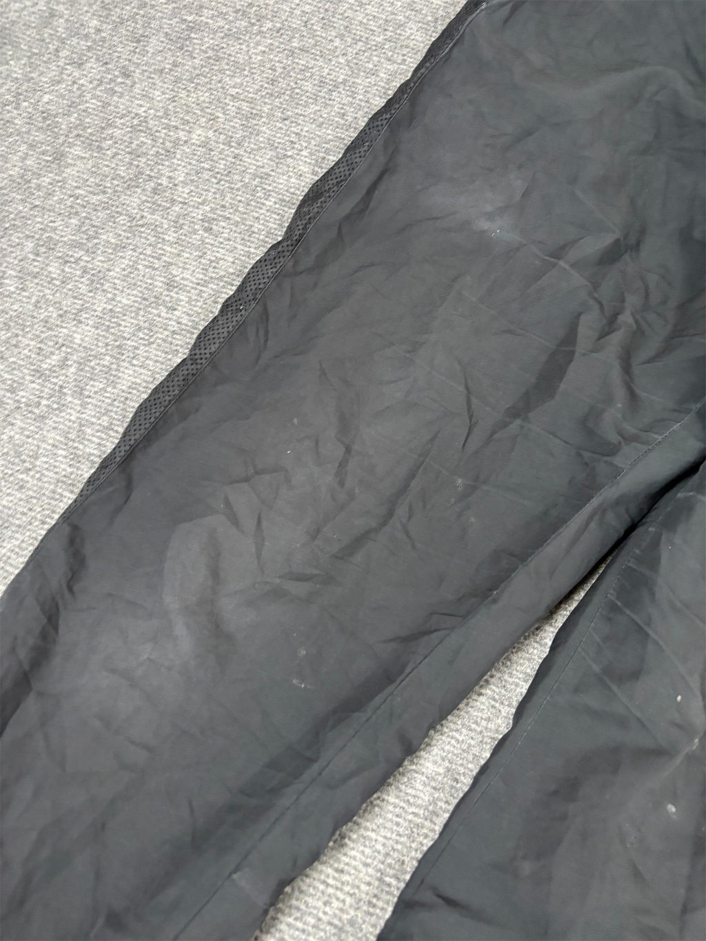 Vintage Y2K Nike Track Pants Men's M Black Grey Swoosh Mesh Panels Joggers