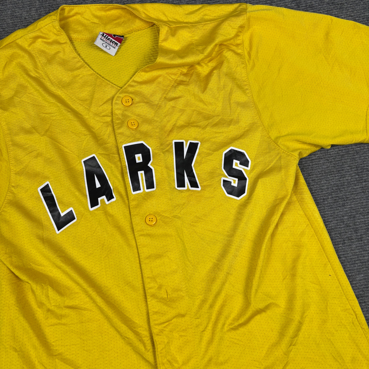 Augusta Larks Little League Baseball Jersey Men's Small Yellow Black Sportwear