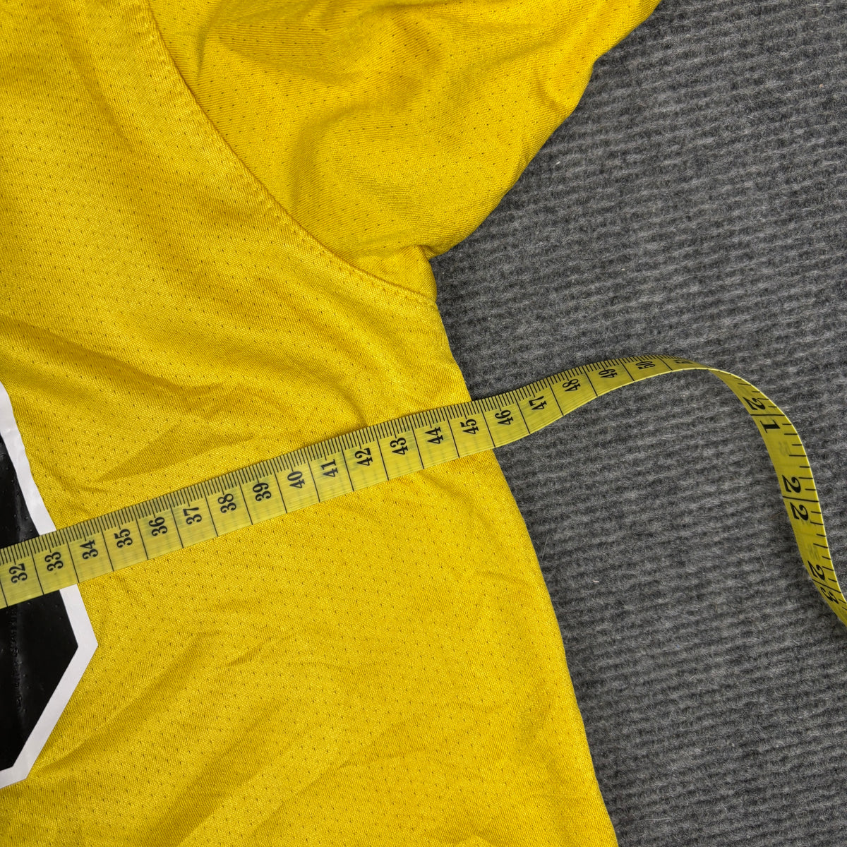 Augusta Larks Little League Baseball Jersey Men's Small Yellow Black Sportwear