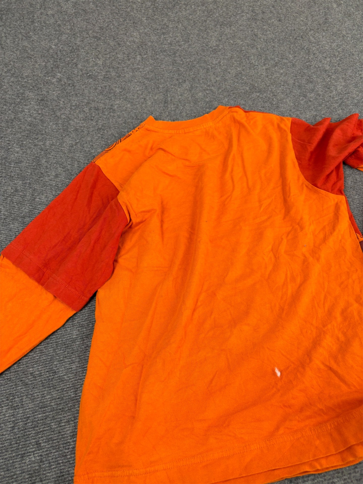 Vintage Y2K Nike T-shirt Women's M Orange Two Tone Spell Out Long Sleeve Top Crew Neck