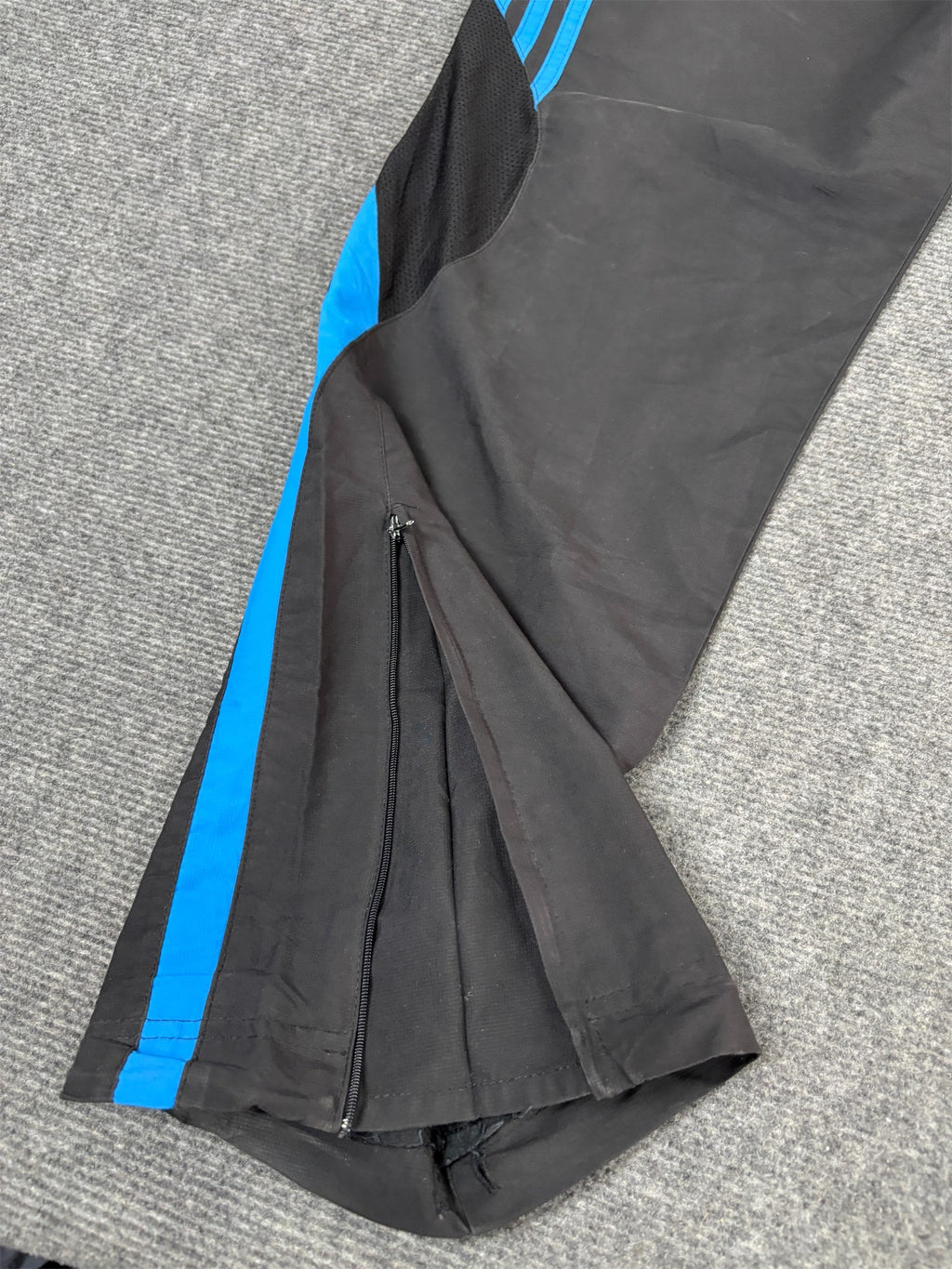 Vintage Y2K Adidas Track Pants Men's S Black Blue 3 Stripe Mesh Panel Joggers Wide Leg