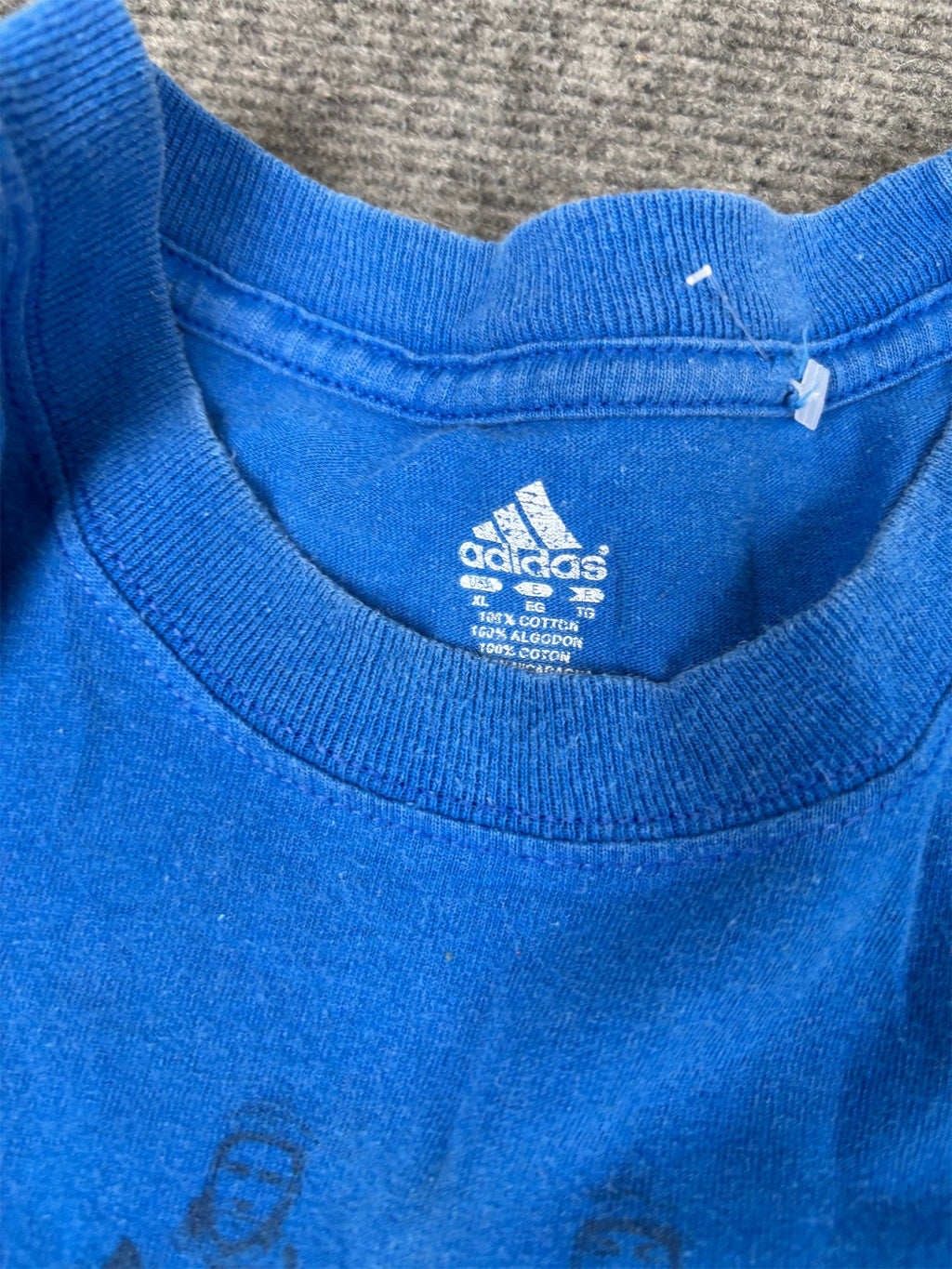 Vintage Adidas Notre Dame T-shirt Men's XL Blue Football Graphic Tee Crew Neck