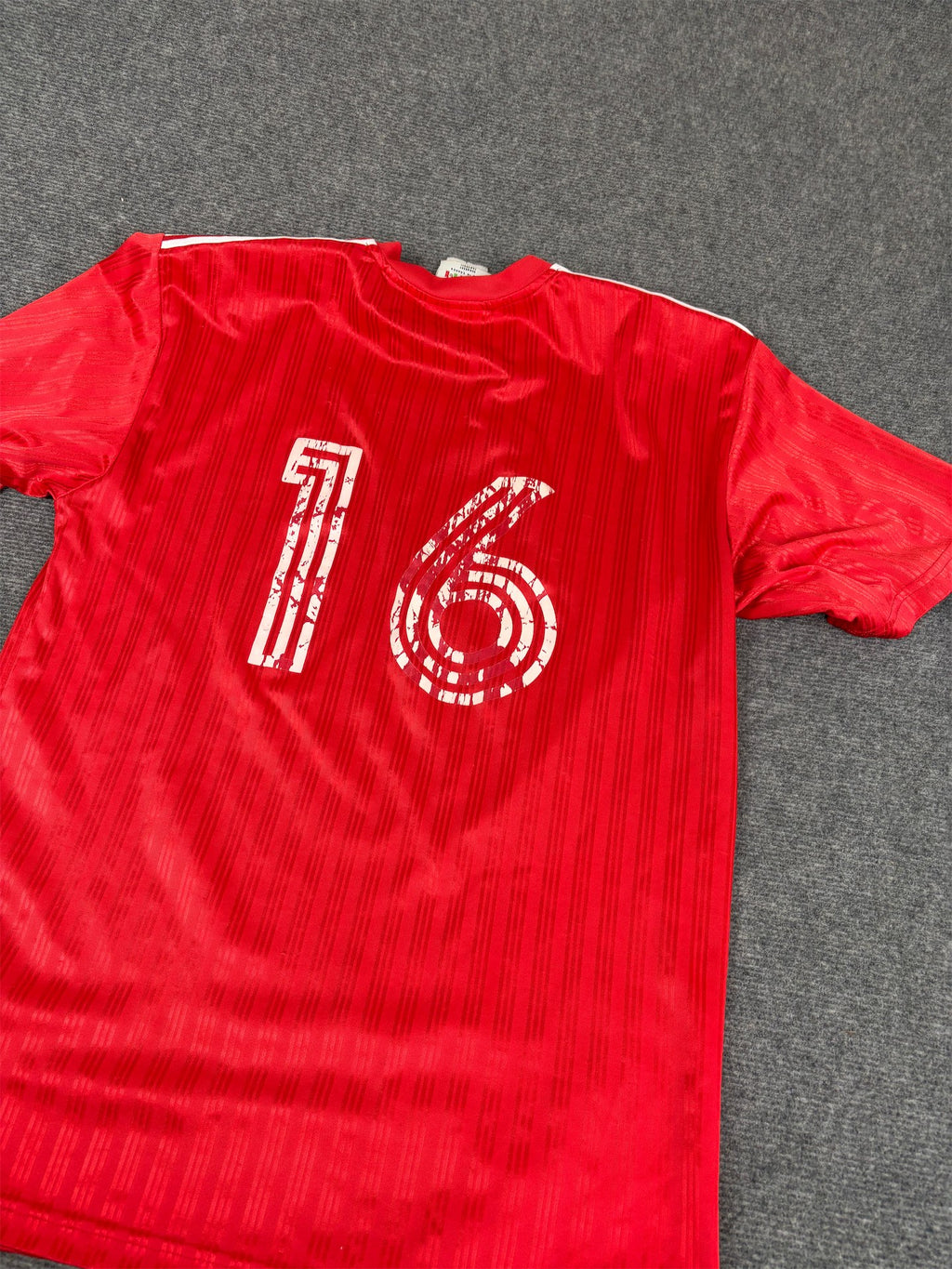 Vintage 90's Adidas Jersey Men's L Red White Logo 3 Stripe Football Shirt Crew Neck