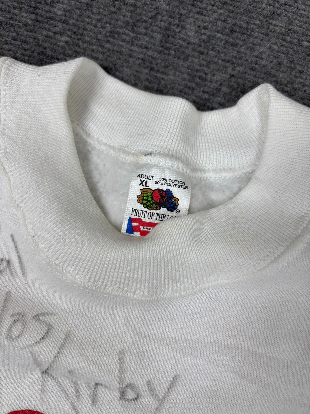 Vintage 90's Fruit of the Loom Jumper Men's XL White USA Bobslead Team Signed Sweatshirt Crew Neck