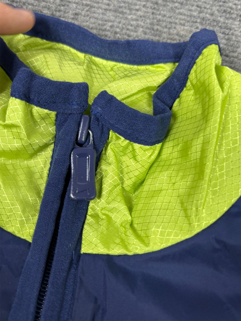 Vintage 90s Nike Jacket Womens M Blue Green Spell Out Logo Bungee Nylon Windbreaker