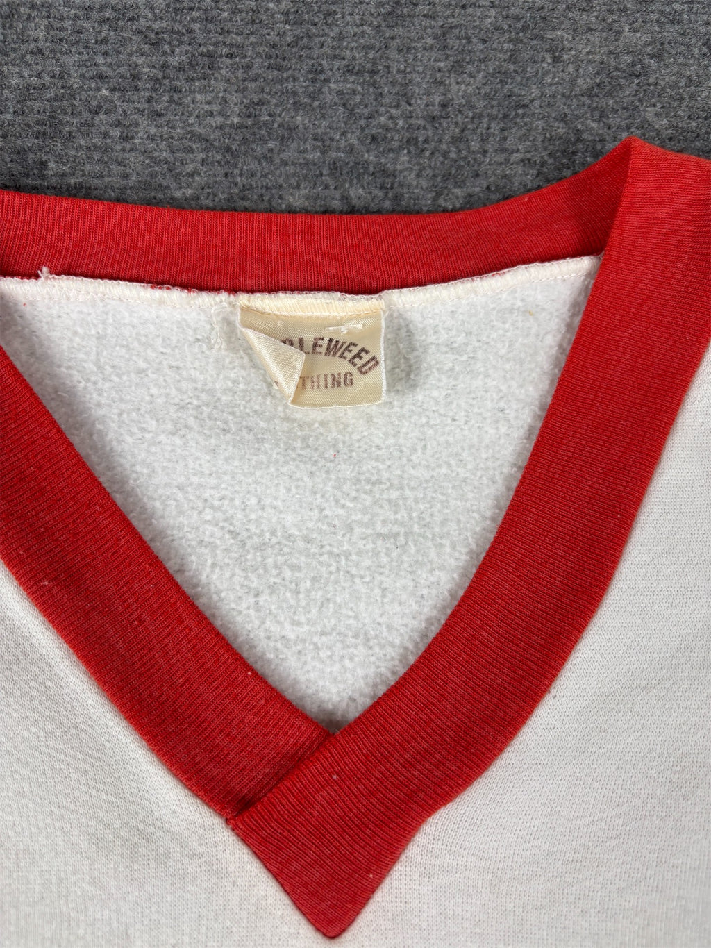 Vintage 90's St. George Jumper Men's S White Red Ringer Rugby Sweatshirt V-Neck