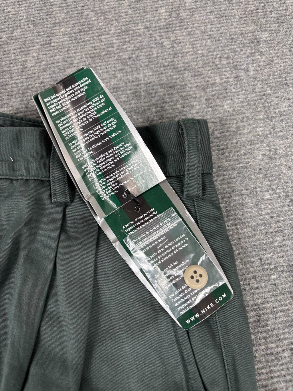 Vintage Y2K Nike Golf Chino Shorts Men's 30 Green Plated NWT Deadstock Wide Leg